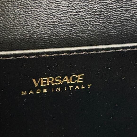 Versace Black Medusa '95 leather clutch bag with chain - Picture 7 of 8